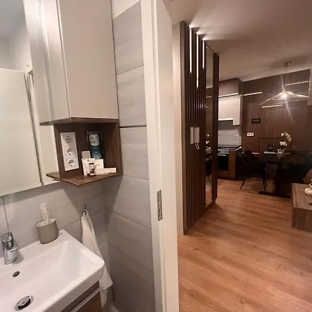 Karzo Lk 208 Apartment *