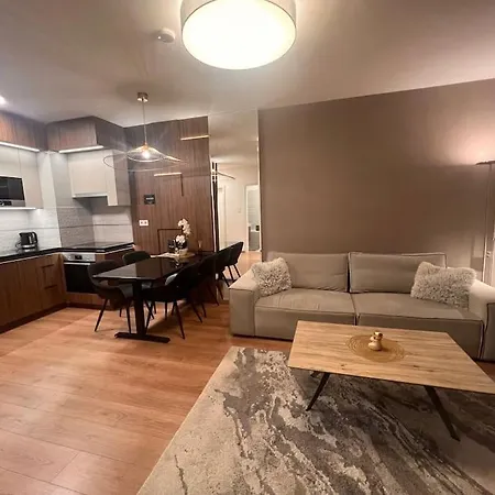 Karzo Lk 208 * Budapeşte