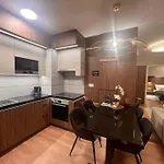 Karzo Lk 208 * Budapest