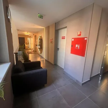 Apartman Karzo Lk 208 *